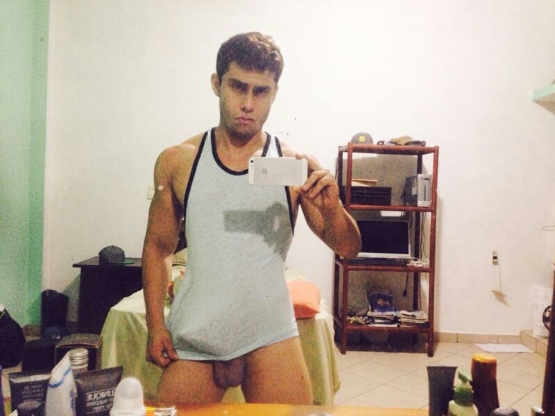 zorritasinternacional:  El sexy Rafael desde Gdl para sus hogares. #Gaygdl #sexy