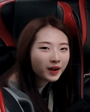 pparkchaewon:its loving haseul o’clock