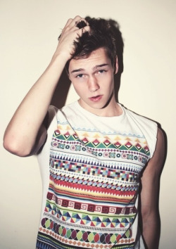 savannahrose2k9:  Why there aren’t any boys like this in my country?? on @weheartit.com - http://whrt.it/10AZOsN