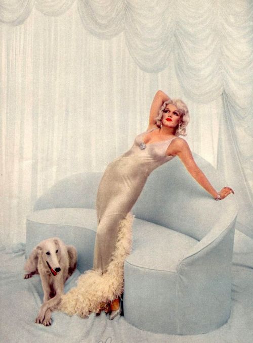 In 1958, Life Magazine invited Marilyn Monroe and photographer Richard Avedon to recreate images of 