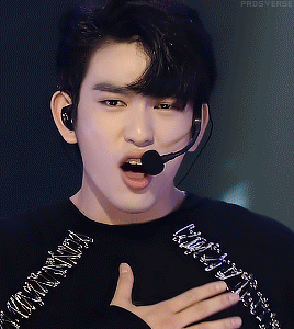prdsverse: when jinyoung does that thing in hard carry
