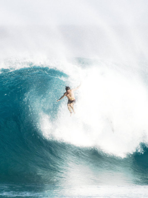Dino Adrian, the only way is down. Photo: Trevor Moran More like this on Calmabeach