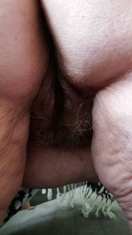 itsjusther44dds:  showmeyournakedwife:  tiredoftheshit69.tumblr.com SEZ HOWDY! Here’s my Beautiful VOLUPTUOUS MEGA BUSTY GODDESS ALL Naked for your viewing pleasure! She can be found on itsjusther44dds.tumblr.com!