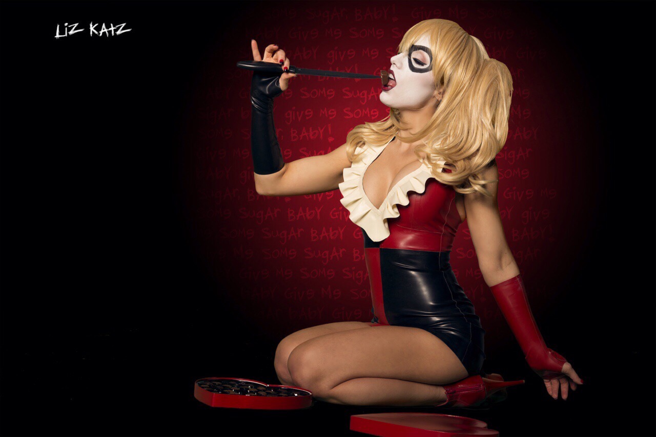 sexy-cosplay-scroll:  Liz Katz aka Risi Simms - retired cosplay queen &amp; porn