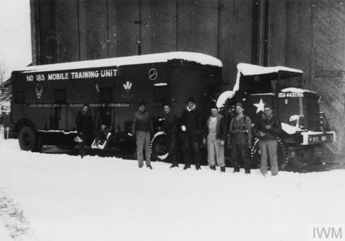 No. 183 Mobile Training Unit of the USAAF Western Technical TrainingCommand, parked in the snow next