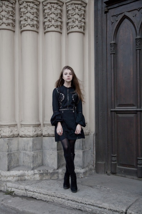 (via Acid coke: Pemanagpo Jewelry)