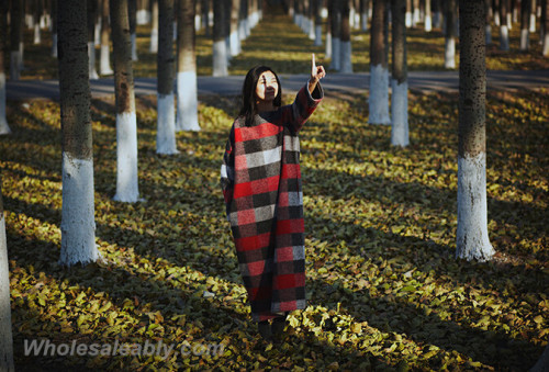 wholesaleably:  Face to the sunshine, shadows left behind  Nice photo