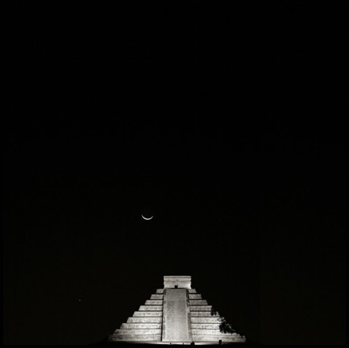 Sex neomexicanismos:La Luna y El Castillo. pictures