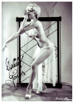 Delilah Jones    (Aka. Doris Gohlke) Signed Vintage Promo Photo Dated From 1959..