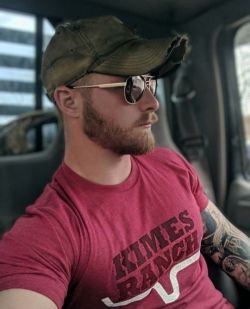 Tatts & Beards & Sex, Oh My!!