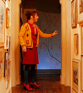 sallyhawkinsnetwork:Mary Brown’s outfits in Paddington (costume design by Lindy Hemming)“Each charac