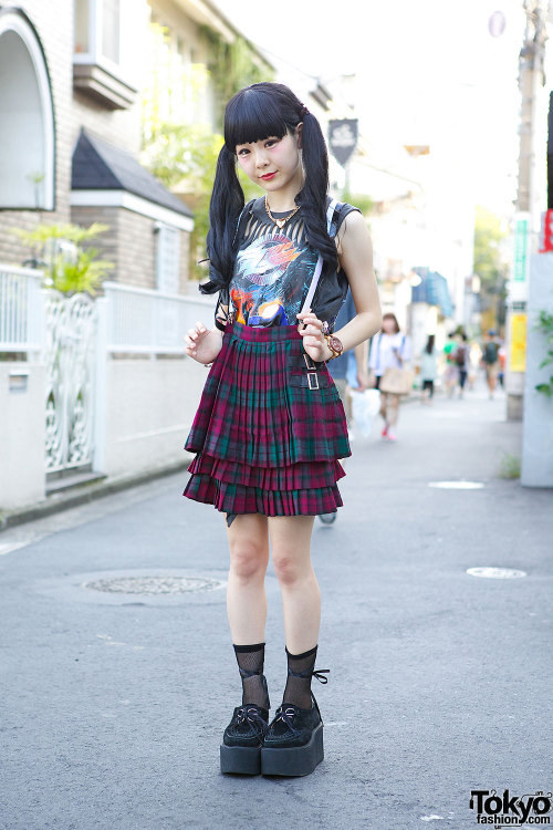 Customized ZZ-Top sleeveless from Nadia Harajuku w/ suspender skirt, fishnet socks & creepers.