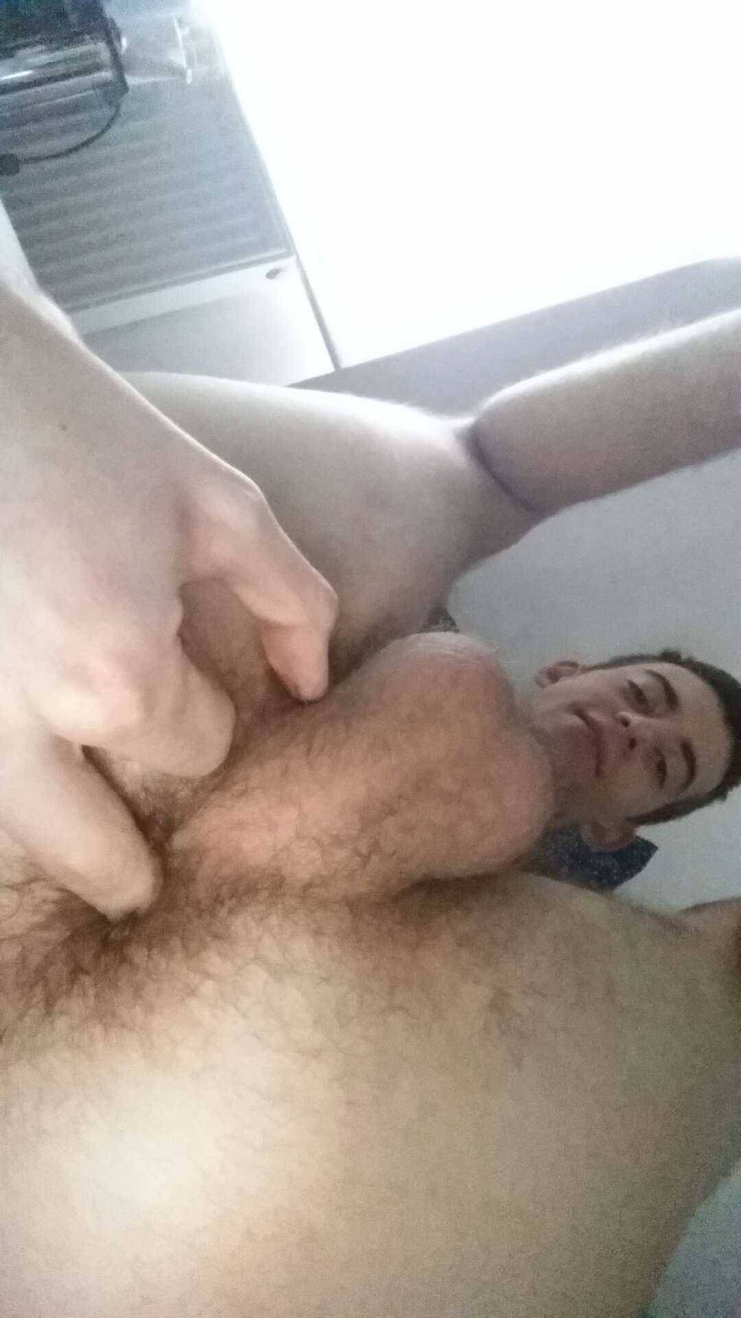 me-and-str8boys:Straight Matt. Got him playing with his arse