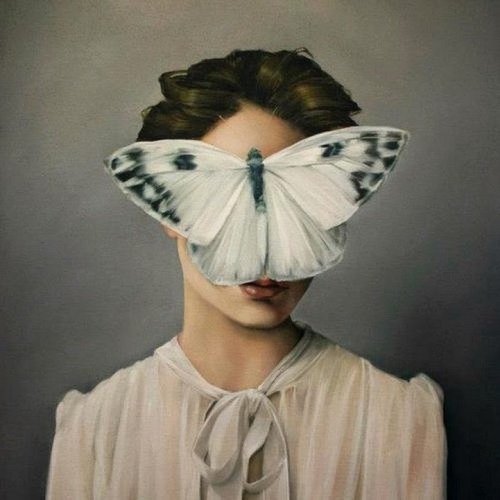 mymodernmet:Mysteriously Surreal Paintings of Faceless Women Overpowered by Nature and Wildlife