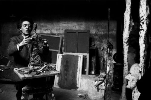 de-salva:
“Alberto Giacometti in his Studio (Atelier), 1960
© René Burri
”