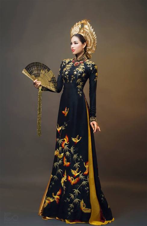 rawrilikefood: 2015년12월10일. Miss Vietnam Universe Ao Dai part II.