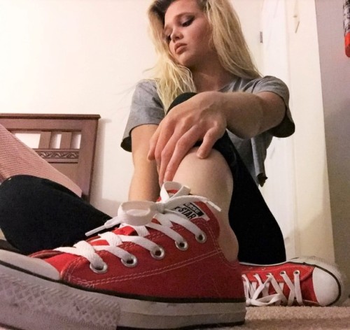 jennsummers50: Kelly strips off her new Converse sneakers and multicolored socks to show us her smal