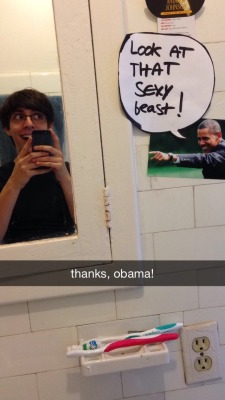 hairandbrokenglasses:  hairandbrokenglasses:  what a sick president  legit the first thing my roommate did when she came back from vacation was tear this down like what the fuck what is the problem with obama giving u some self esteem 