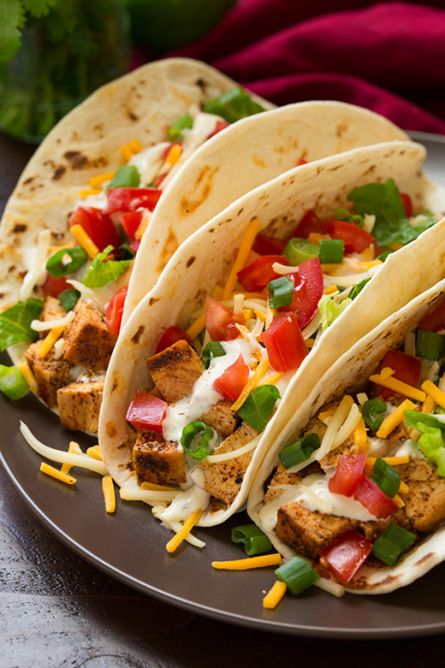 Grilled chicken tacos with cilantro lime ranch