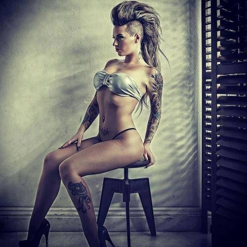 toohotinkedgirls:  Source:Sexy Inked Girlstoohotinkedgirls