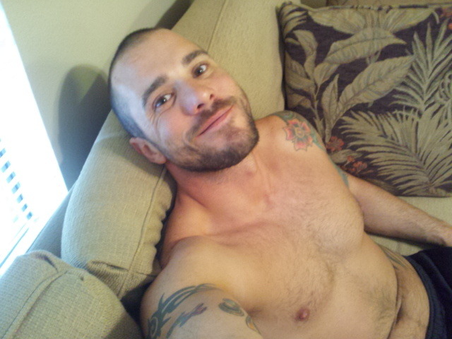 kinkyguyfl:  oregoncountryboy:  kailua55:  What A Baby Doll  Check out my Country