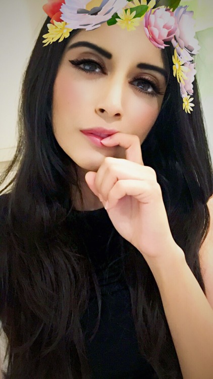 ohheytheregoesem:  All I ever wanted was you.