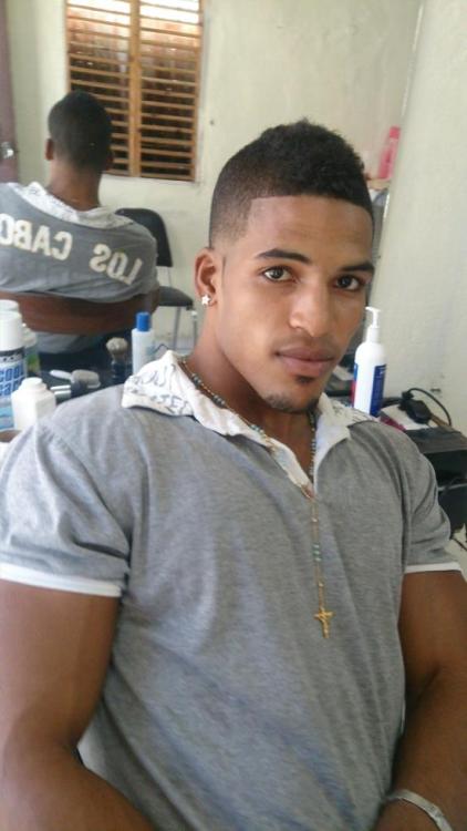 traps-n-trade:  Traps-N-Trade on Tumblr… just str8 hood dick