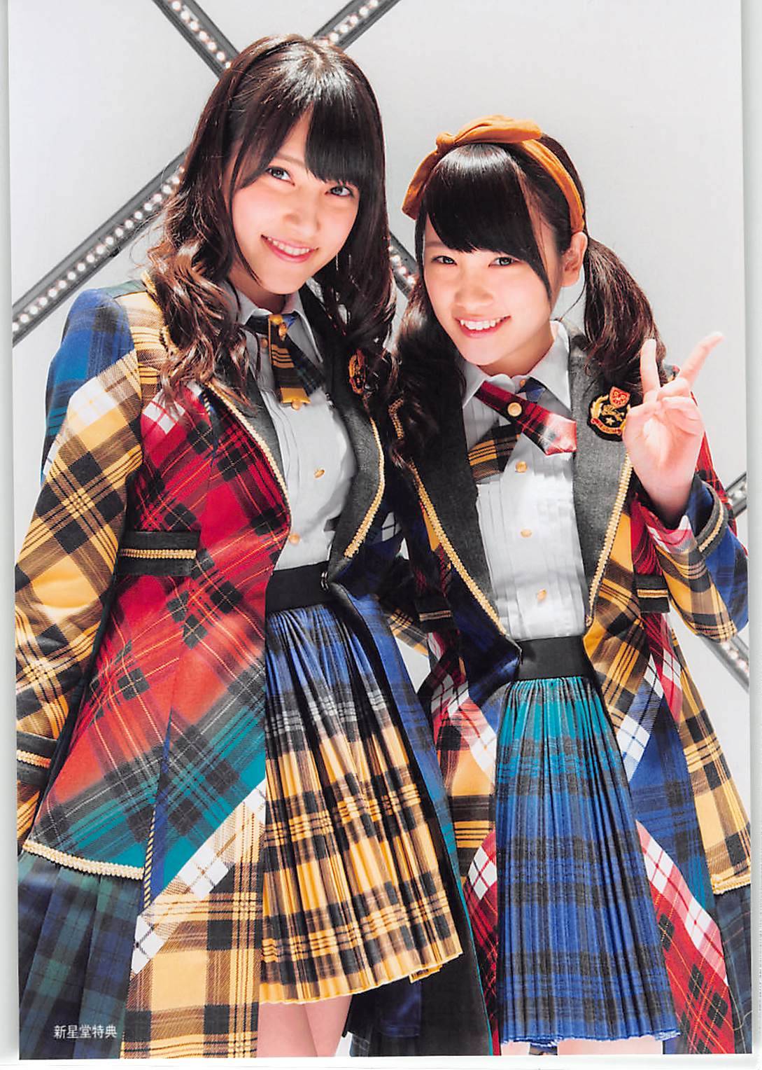 cute-world-48:  Kibouteki Refrain ~~ Ricchan and Annin 