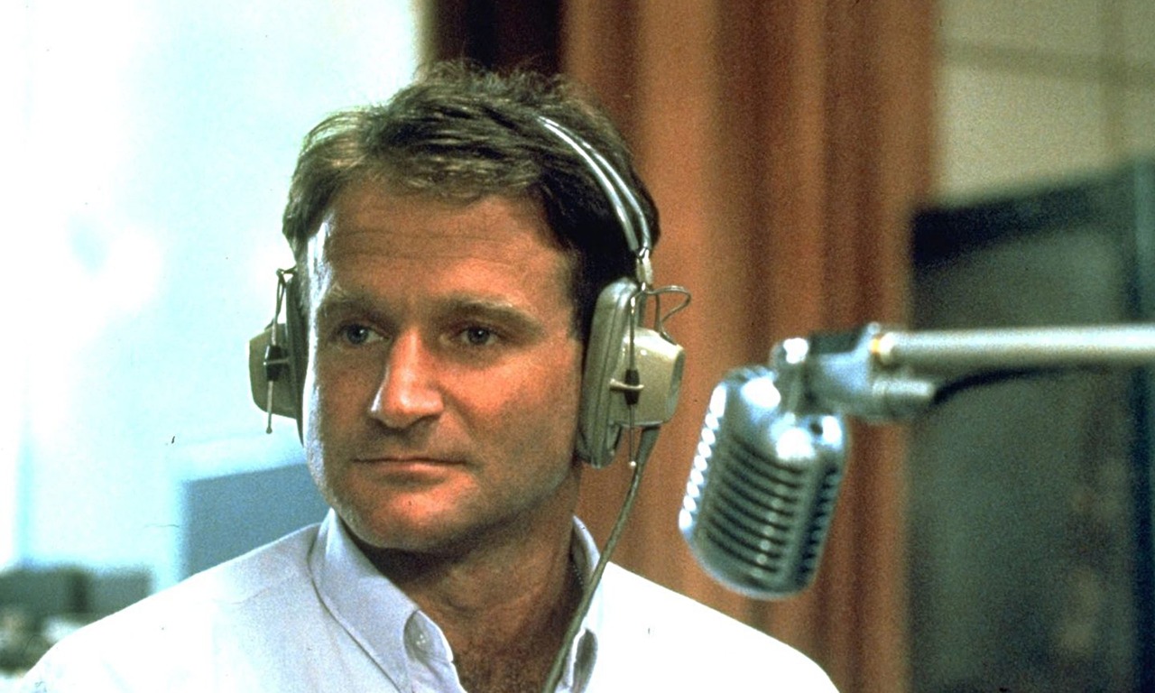 guardian:
“ In the rush to report the death of Robin Williams guidelines on reporting suicide have been ignored by the media. Experts warn that reports which detail the method or use inappropriate language can lead to a rise in suicides. The media...