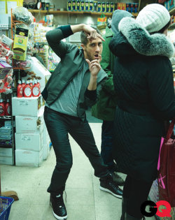 rhebee:  Jake Gyllenhaal, being adorable in an NYC candy shop.  