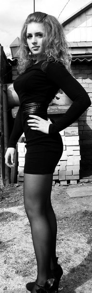 -martialartist:  pure-tna:  Yulia Viktorovna Vins, or Julia Vins  Beautiful
