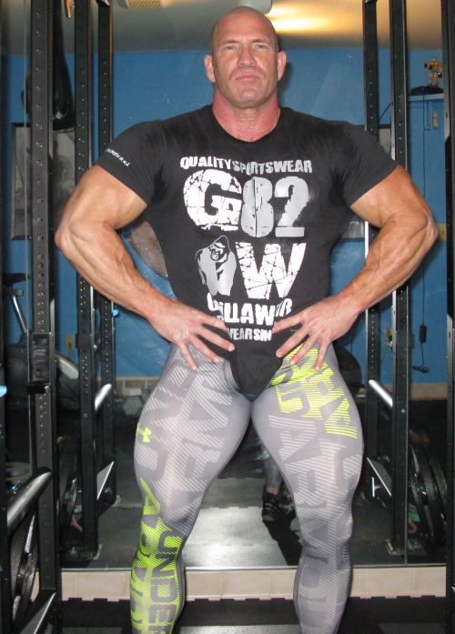 muscle1976:  More UA gear