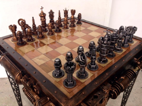 steampunktendencies:Stunning Steampunk Chess Set by Philippines Artist Ram Mallari Jr