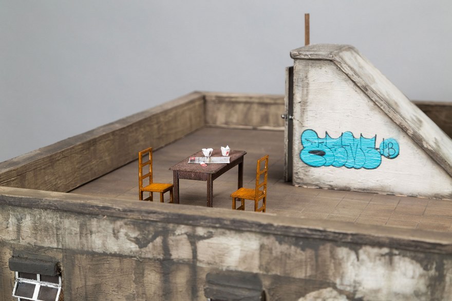 mayahan:Joshua Smith’s Urban Miniature Cities So Detailed You’ll Need A Magnifying