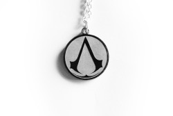 geek-studio:  Assassin’s Creed Crest at Geek Studio!