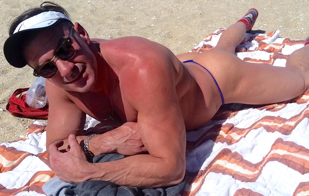 shackamack:  Weekend tanning at Sandy Hook NJ and with the dog in my back yard