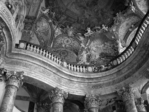passengersgazette:Gothic and renaissance architecture / churches in black and white