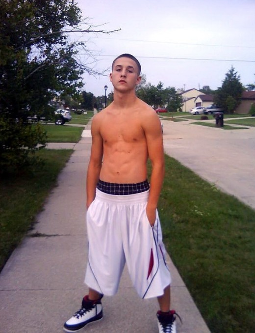 basketballshortsbro:Want those shorts
