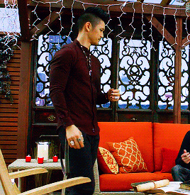 malecshappiness:   FAVOURITE MAGNUS’ LOOKS IN 2A (as voted by my followers): #5