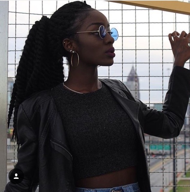 that-dark-chick:  https://www.instagram.com/_thatdarkchick_/