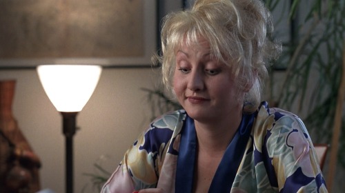 I love this robe! S05E03, &ldquo;Blue Bamboo&rdquo;