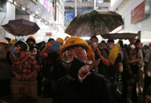 koimizu:  Meanwhile in HONG KONG (25 Nov 2014) Hong Kong authorities arrested protesters and tore down barricades in Mongkok, the scene of some of the more violent clashes to take place during nearly two months of pro-democracy sit-ins. Riot and tactical