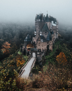 drxgonfly:  Burg Eltz (by Florian Wenzel) Photographer’s Facebook | Instagram | Website   