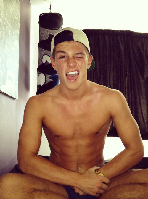 twinklovehappiness:Yes. Yes please