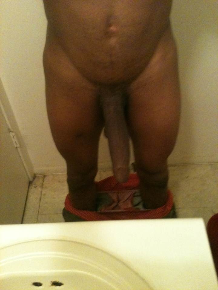 str8exposed:  Submission… http://www.str8exposed.tumblr.com