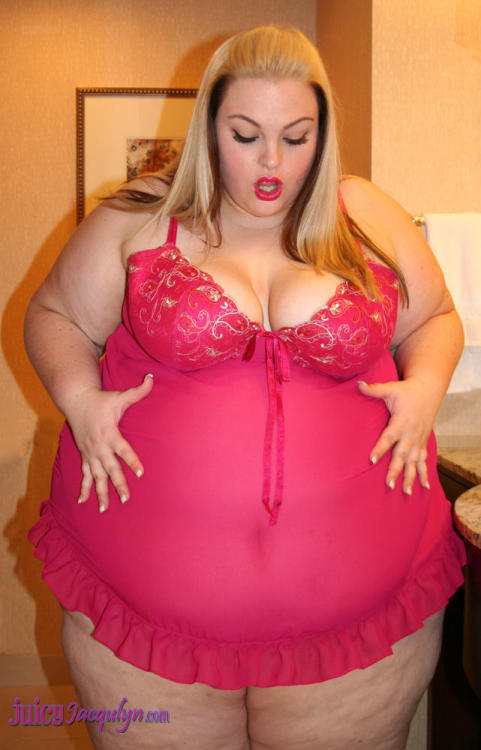 Porn photo SSBBW Juicy Jacqulyn - Good old times.