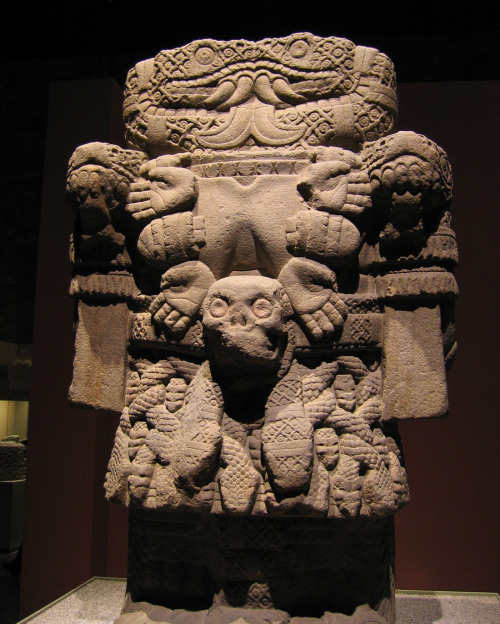 Aztec statue of the earth goddess Coatlicue.  Now in the Museo Nacional de Antropología, Mexico City