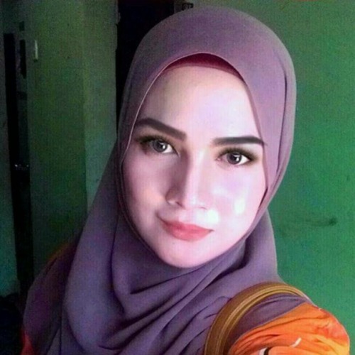 iqah36:Siti Mahana 40 Janda JB…….nak gambar dia lagi Reblog banyak2