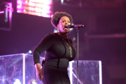 midniwithmaddy:  Jill Scott performs at the 2014