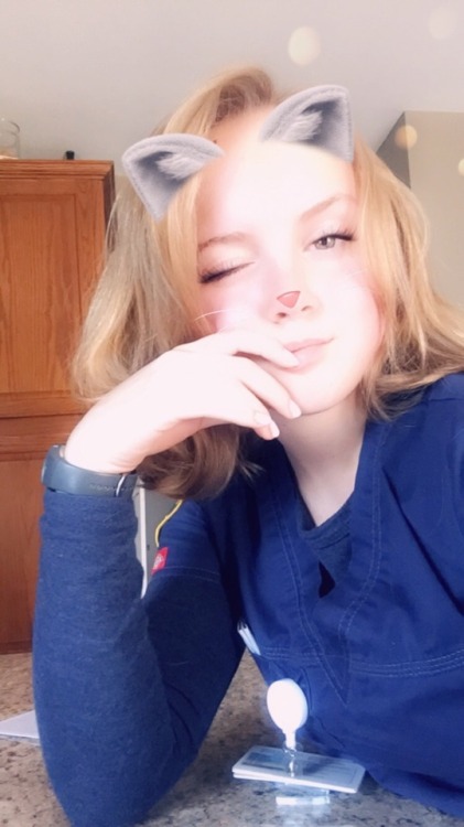 savnotes: looked cute @ clinicals